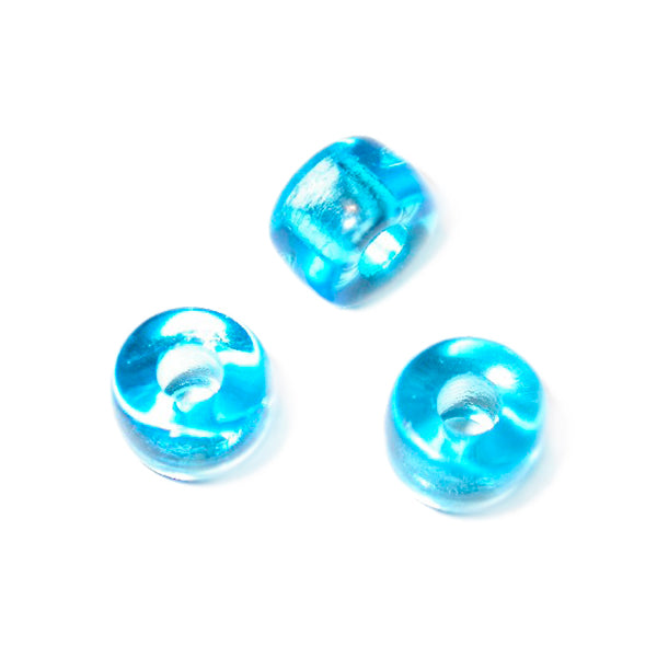 Turquoise blauwe, doorzichtige glaskraal met ruime opening (3 mm)