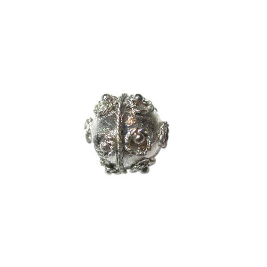 Metal balibead with twisted decoration