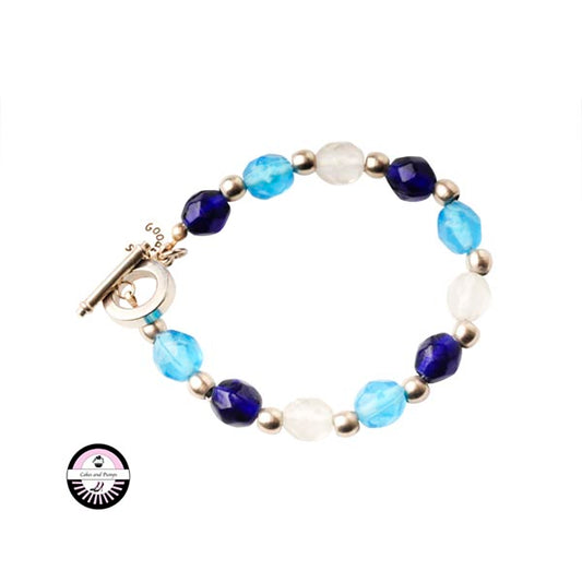 Bracelet with transparent, lightblue and darkblue glass beads