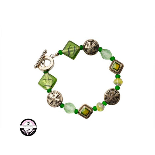 Bracelet with green glass beads