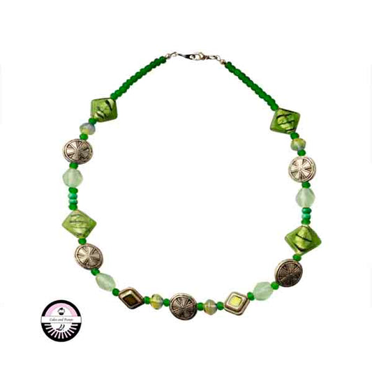 Ketting met groene glaskralen