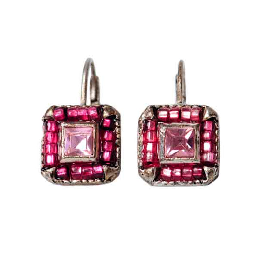 Square-shaped Earrings with pink beads